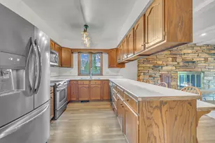 W4978 Valley Creek Rd, Fond du Lac, WI 54937 - Photo 11