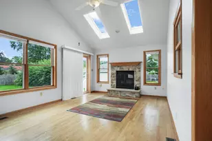 10413 W Sheridan Ave, Milwaukee, WI 53225 - Photo 5