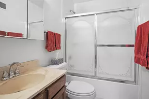 10413 W Sheridan Ave, Milwaukee, WI 53225 - Photo 15