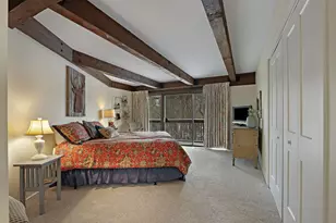 880 Windsor Dr, Fontana, WI 53125 - Photo 13