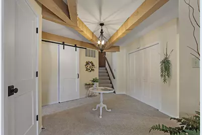 880  Windsor Dr #J3, Fontana, WI 53125 - Photo 3