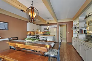 880 Windsor Dr, Fontana, WI 53125 - Photo 9