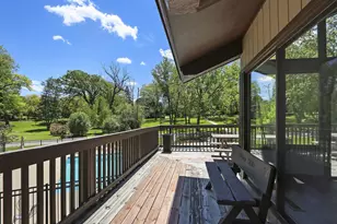 880 Windsor Dr, Fontana, WI 53125 - Photo 23