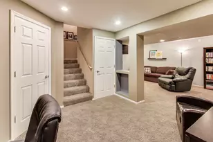 9244 Auburn Ct, Racine, WI 53406 - Photo 9