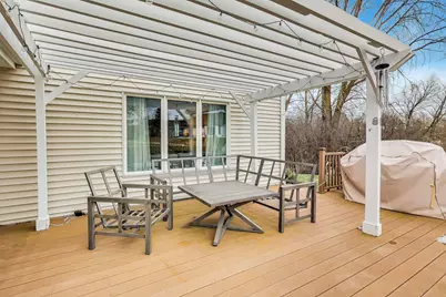 9244  Auburn Ct, Racine, WI 53406 - Photo 21