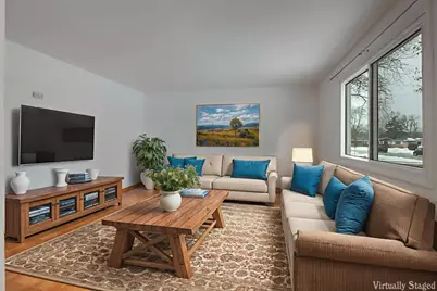 3131  Barbara Dr, Racine, WI 53404 - Photo 3