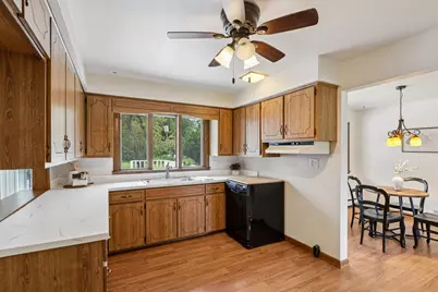 543  Clark St, Cascade, WI 53011 - Photo 9