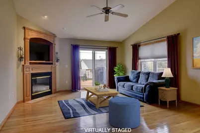 800  Chief Kewaskum Pl, Kewaskum, WI 53040 - Photo 5