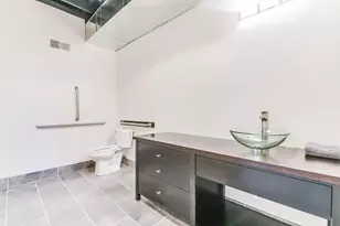 410 Main St, Racine, WI 53403 - Photo 59