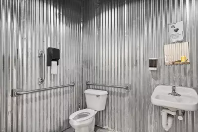 410  Main St, Racine, WI 53403 - Photo 81