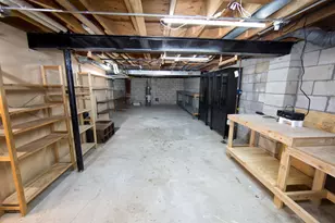 6535 N Braeburn Ln, Glendale, WI 53209 - Photo 23