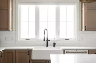 W274N6937 Pintail Ct, Lisbon, WI 53089 - Photo 23