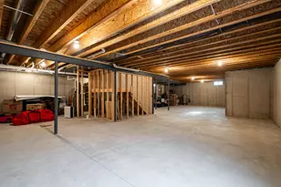 W274N6937 Pintail Ct, Lisbon, WI 53089 - Photo 59