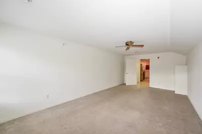 10258 W Deerwood Ln, Franklin, WI 53132 - Photo 25