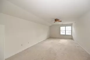 10258 W Deerwood Ln, Franklin, WI 53132 - Photo 23