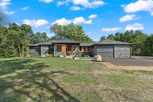 815 N English Settlement Ave, Racine, WI 53105 - Photo 19