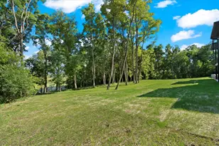 815 N English Settlement Ave, Racine, WI 53105 - Photo 5