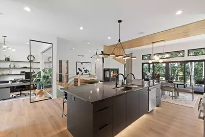 815 N English Settlement Ave, Racine, WI 53105 - Photo 53