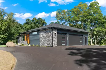 815 N English Settlement Ave, Racine, WI 53105 - Photo 27