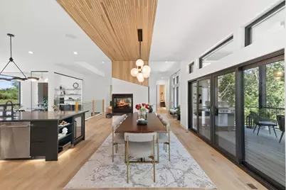 815 N English Settlement Ave, Racine, WI 53105 - Photo 45