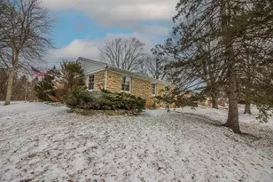 N89W13809 Bonnie Ln, Menomonee Falls, WI 53051 - Photo 49