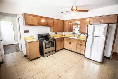 N89W13809  Bonnie Ln, Menomonee Falls, WI 53051 - Photo 15