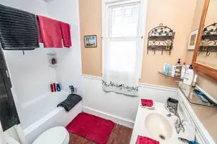 824 Park Ave, West Bend, WI 53090 - Photo 9