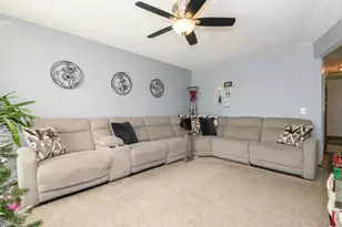 511 Robin St, West Bend, WI 53090 - Photo 3