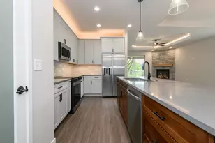 7030 Stonewood Ln, Lannon, WI 53046 - Photo 7