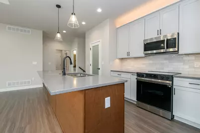 7026  Stonewood Ln, Lannon, WI 53046 - Photo 9