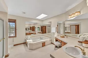 133 E Beechwood Dr, Mequon, WI 53092 - Photo 17