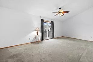 15629 W Ridge Rd, New Berlin, WI 53151 - Photo 11