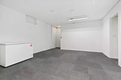 15629 W Ridge Rd, New Berlin, WI 53151 - Photo 17