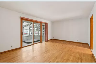 234  Green Valley Pl, West Bend, WI 53095 - Photo 11