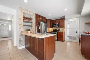 2746 Manor Ave, Racine, WI 53406 - Photo 5