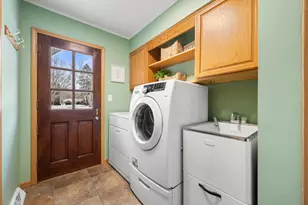 2746 Manor Ave, Racine, WI 53406 - Photo 17