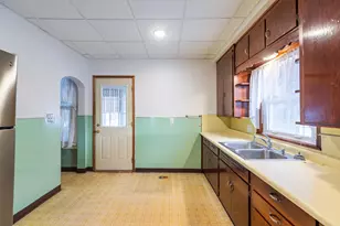 2011 21st St, La Crosse, WI 54601 - Photo 9