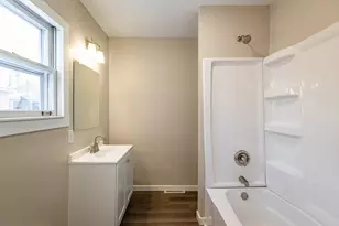 2011 21st St, La Crosse, WI 54601 - Photo 11