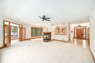 605 St Johns Dr, Delafield, WI 53018 - Photo 7