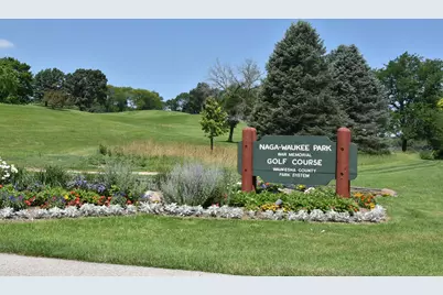 605  St Johns Dr, Delafield, WI 53018 - Photo 63