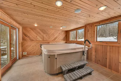 605  St Johns Dr, Delafield, WI 53018 - Photo 35