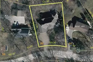 605 St Johns Dr, Delafield, WI 53018 - Photo 43