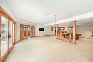 605 St Johns Dr, Delafield, WI 53018 - Photo 31