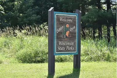 605  St Johns Dr, Delafield, WI 53018 - Photo 59