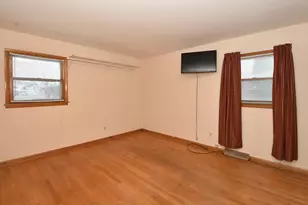 1108 W Zedler Ln, Mequon, WI 53092 - Photo 25