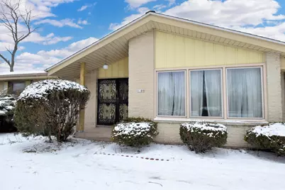 1108 W Zedler Ln, Mequon, WI 53092 - Photo 33