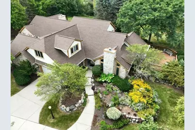 N19W22081  Fox View Ct #2B, Pewaukee, WI 53186 - Photo 1