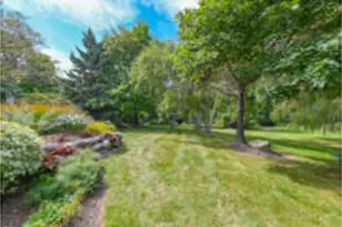 N19W22081 Foxview Ct, Pewaukee, WI 53186 - Photo 11