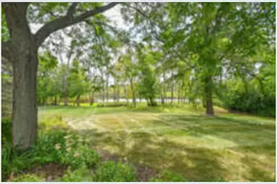 N19W22081  Fox View Ct #2B, Pewaukee, WI 53186 - Photo 5