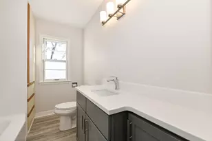 137 S Green Bay Rd, Racine, WI 53406 - Photo 19